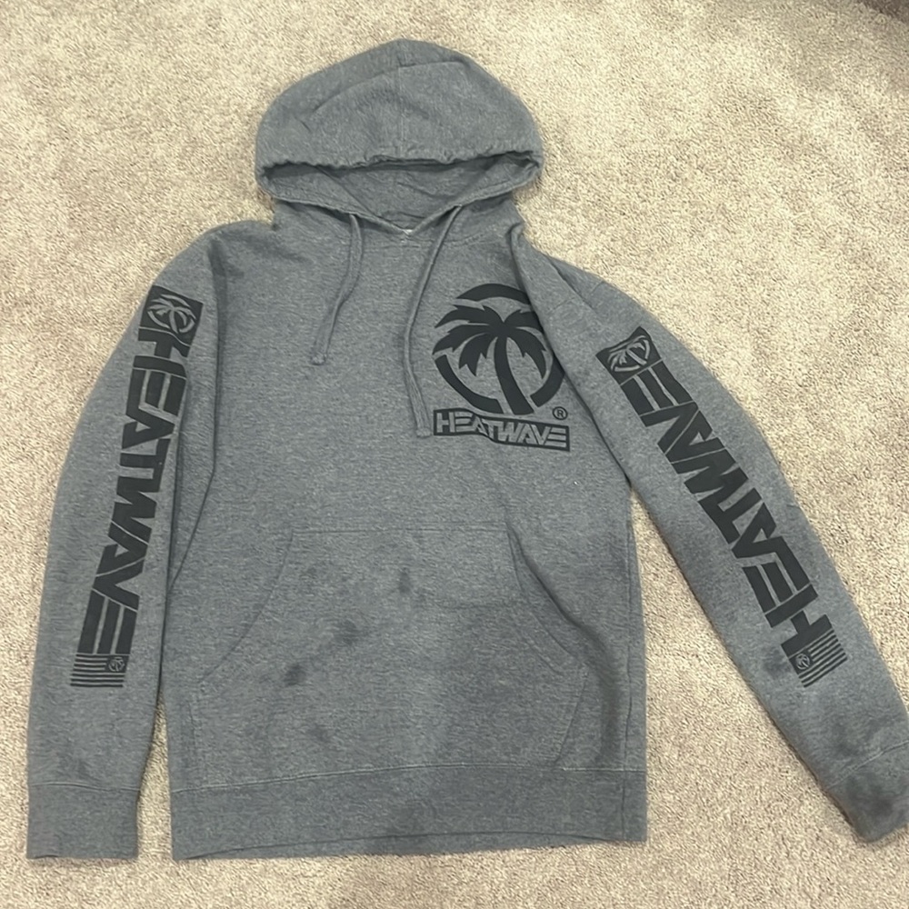 HEATWAVE grey hoodie. Size Medium.